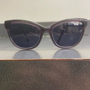 Woman’s sunglasses